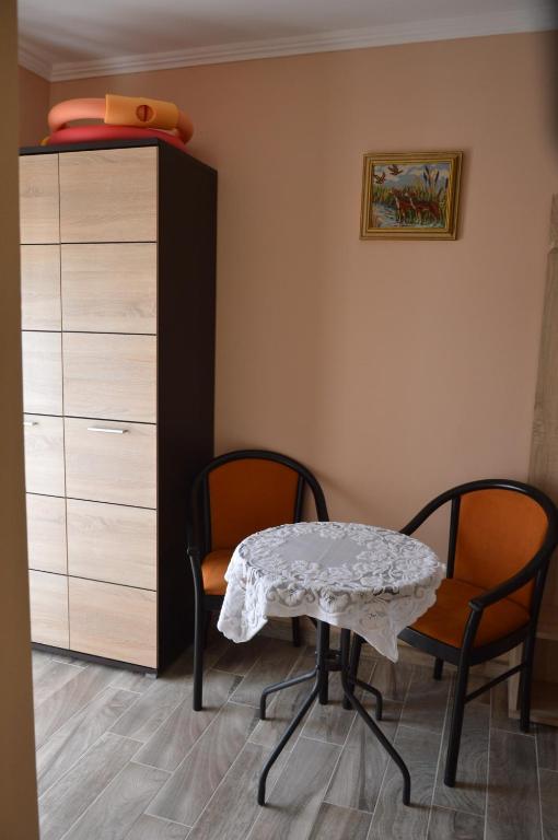 Posedenie v ubytovaní Varga Apartman Hévíz