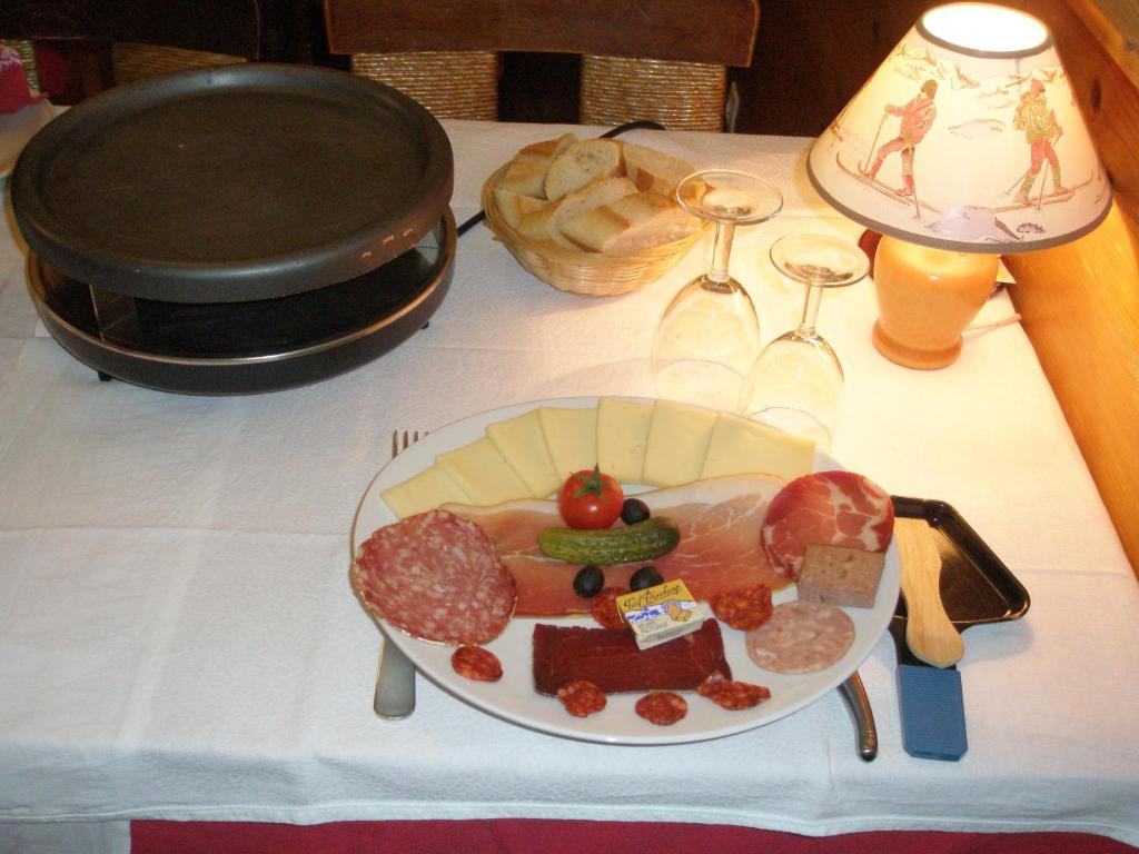 Jídlo v hotelu nebo okolí
