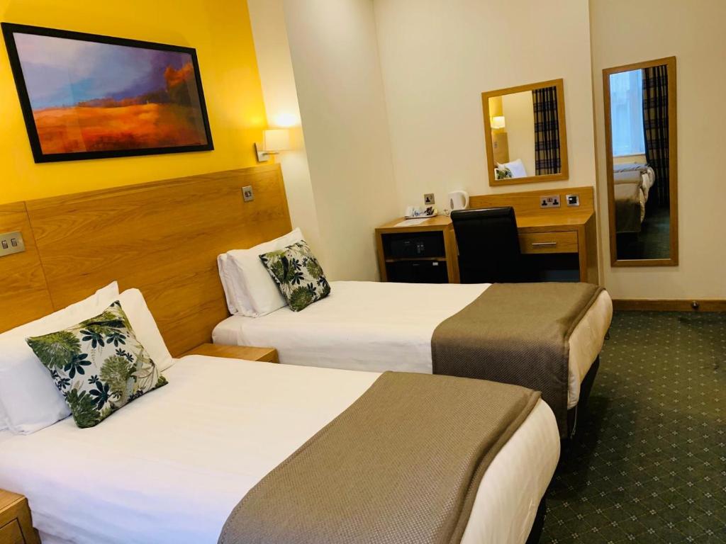 Regency Hotel Parkside - Resim 18