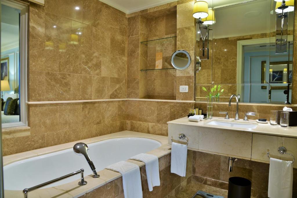 Hotel photo 28