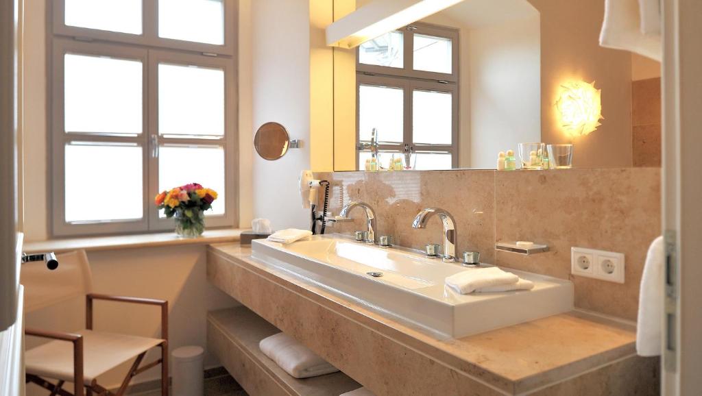 Schlosshotel Betzenstein - 1