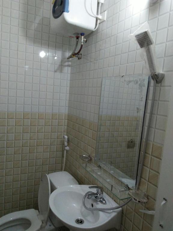 Khách Sạn Hà Phương - Double Or Twin Room With Mountain View