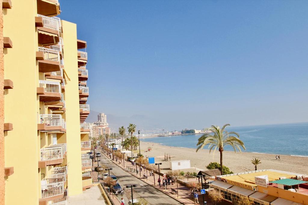 La Perla de Fuengirola Apartment by Rafleys, Fuengirola ...