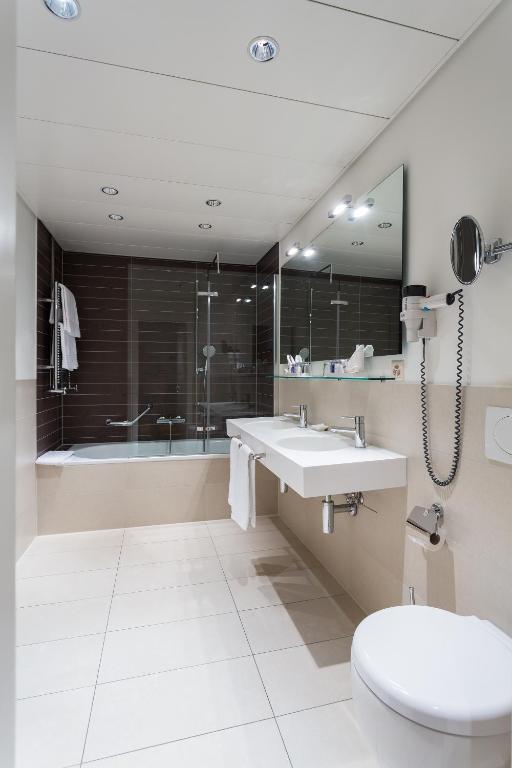 Koupelna v ubytování Hotel Euler Basel