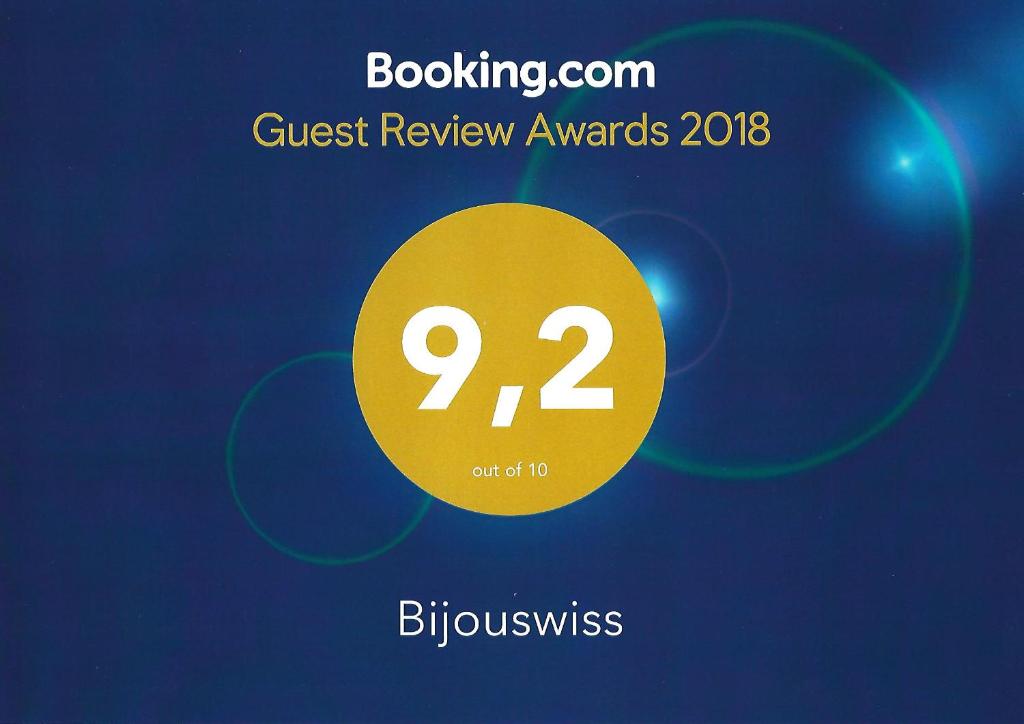 Certifikát, hodnocení, plakát nebo jiný dokument vystavený v ubytování Bijouswiss " Yellow House"