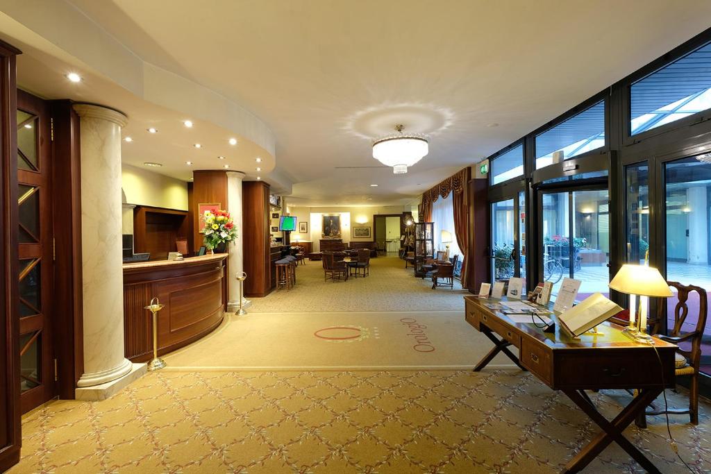 Restaurace v ubytování Hotel Orologio