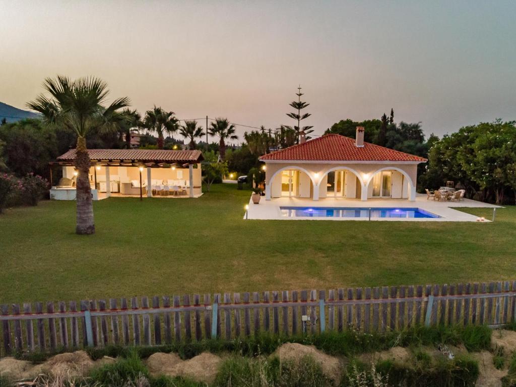 Bazén v ubytovaní Zante Vista Villas alebo v jeho blízkosti