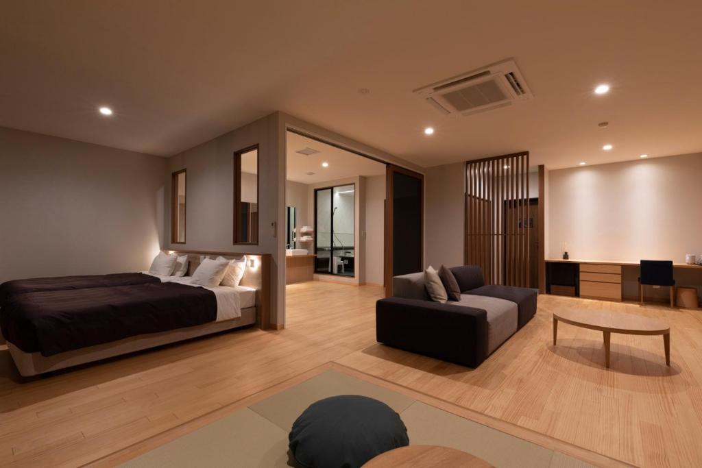 Posezení v ubytování 宮島離れの宿 IBUKU -Miyajima Hanare no Yado IBUKU-