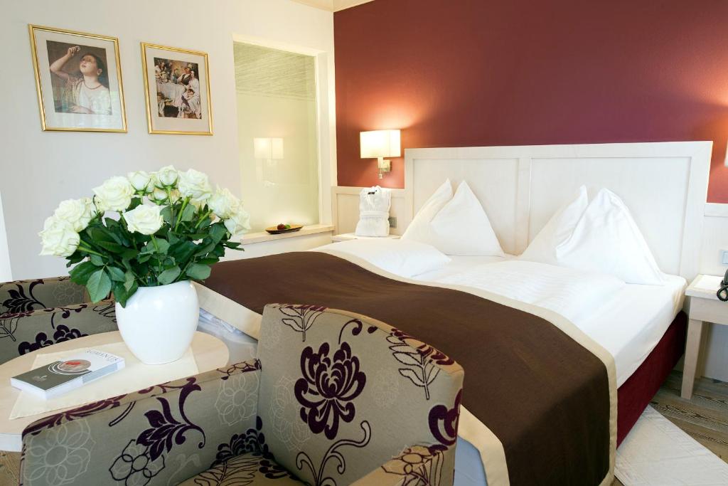 Romantik Hotel Die Gersberg Alm mit Panoramablick auf Salzburg - Resim 20