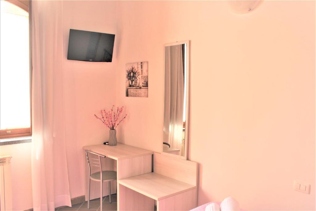 TV a/nebo společenská místnost v ubytování Pompei Hostel Deluxe