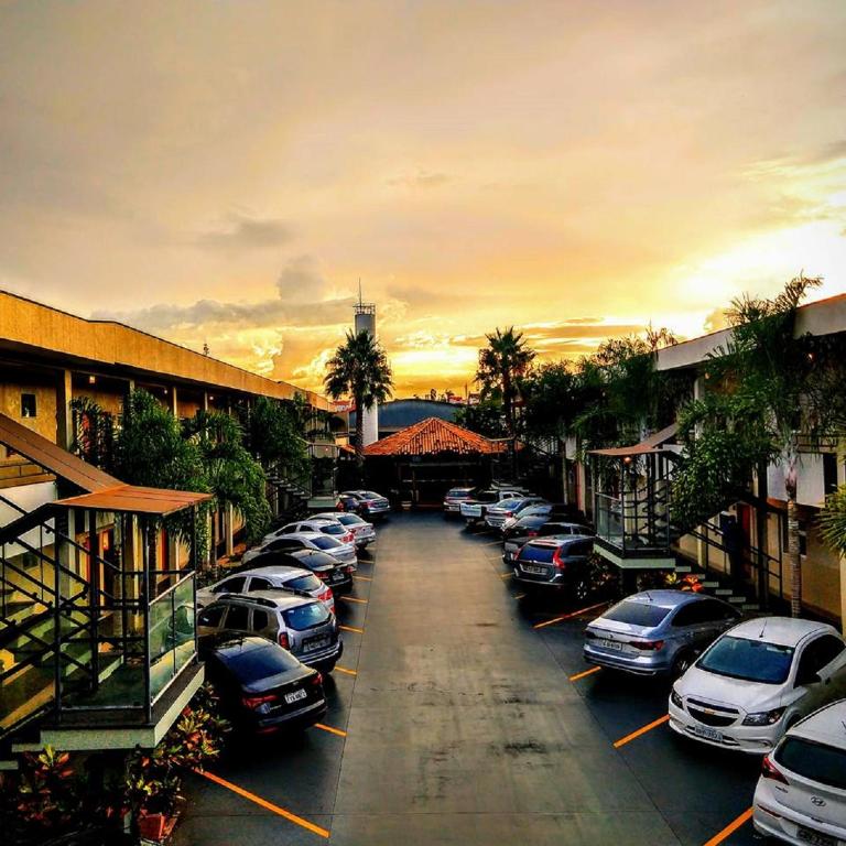  Limeira Suítes