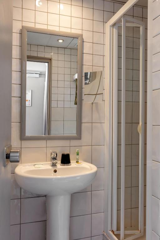 Hotel des Nations Saint Germain - Resim 26