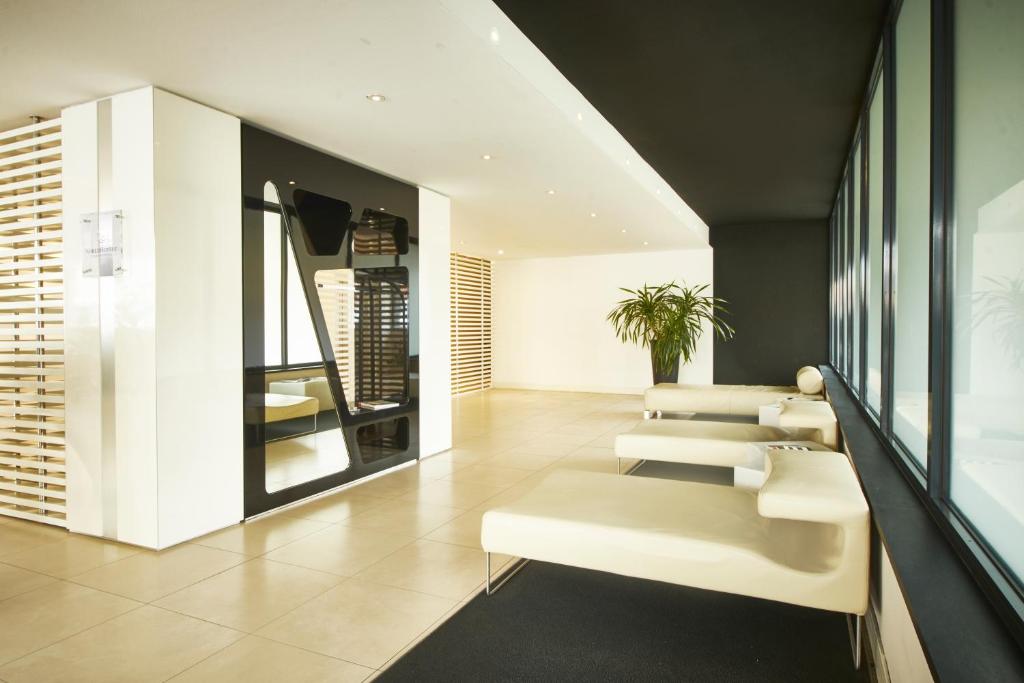 iH Hotels Milano Watt 13的休息区