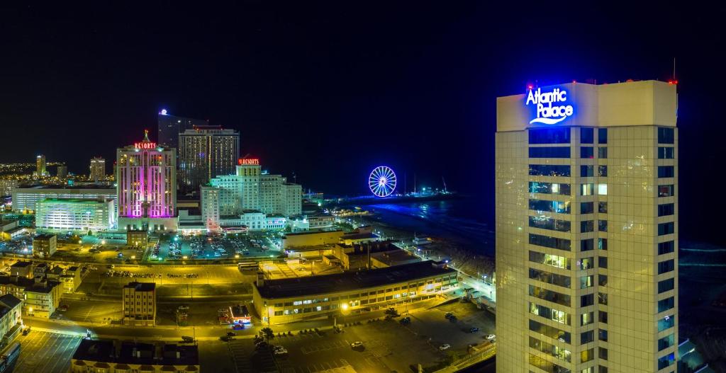 Nespecifikovaný výhled na destinaci Atlantic City nebo výhled na město při pohledu z hotelu