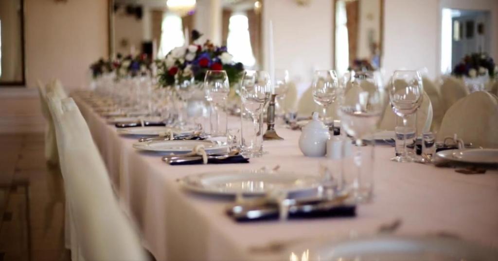Restaurace v ubytování Pałac i Folwark Ńemino