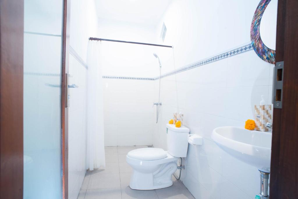 Koupelna v ubytování Suntari Homestay
