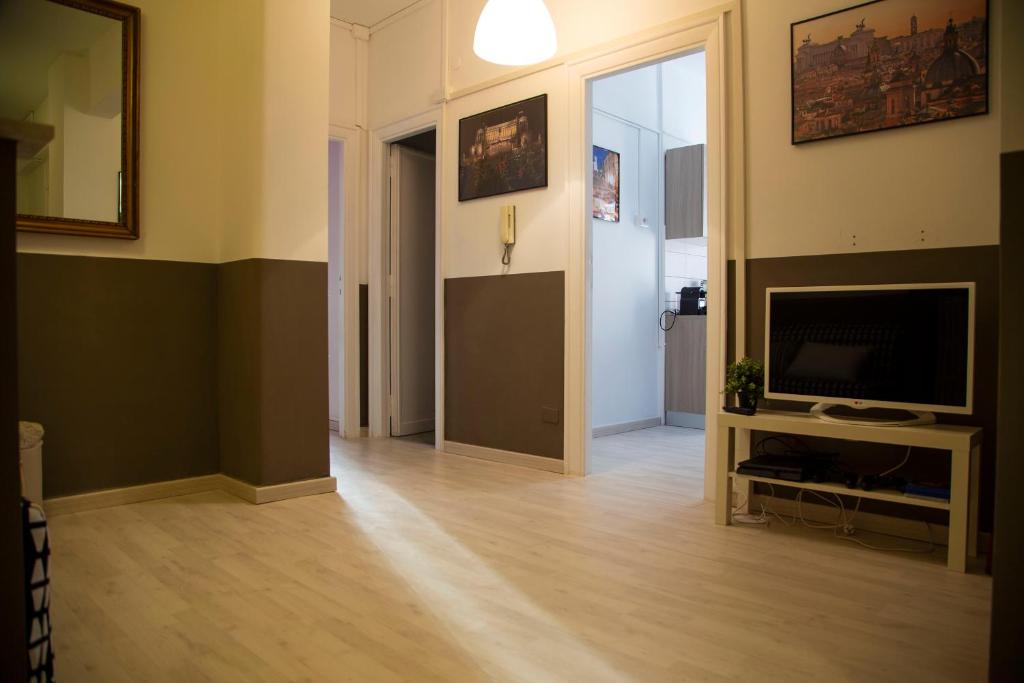 Telewizja i/lub zestaw kina domowego w obiekcie San Silverio Luxury House