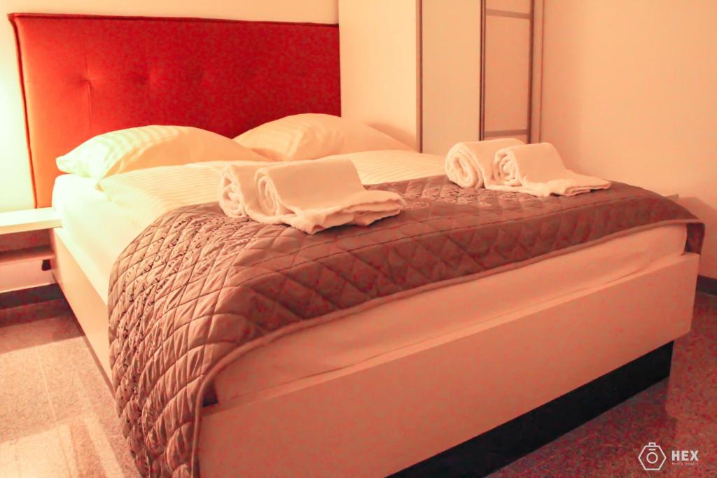 Bluestone Boarding Apartmentsにあるベッド