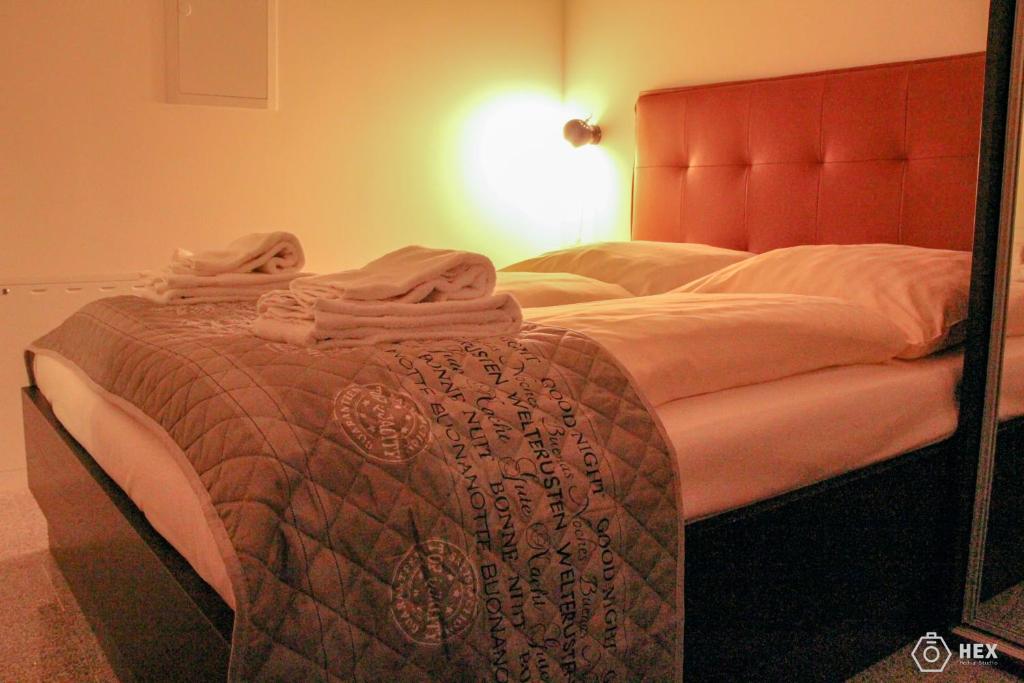 Bluestone Boarding Apartmentsにあるベッド