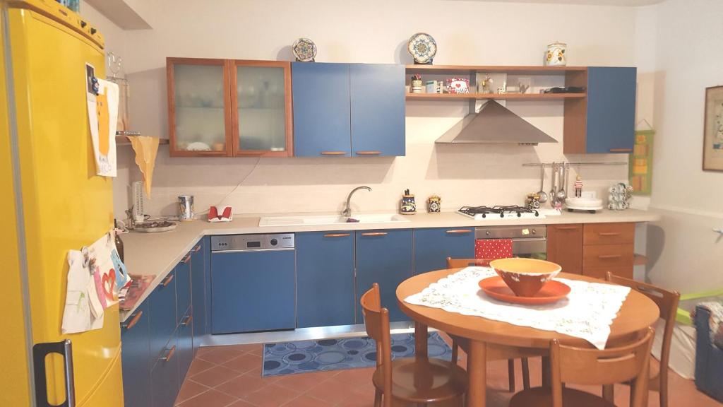 Kuchyň nebo kuchyňský kout v ubytování Loft Karol Taormina