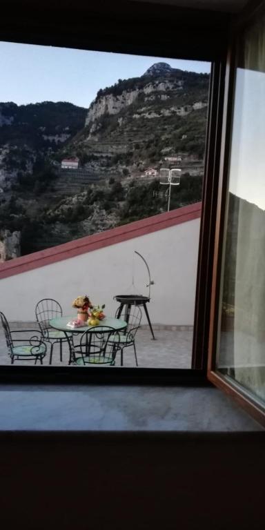 A general mountain view or a mountain view taken from the holiday home