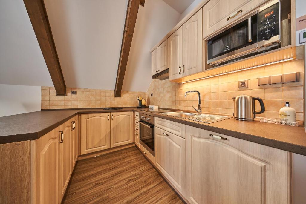 Kuchnia lub aneks kuchenny w obiekcie Apartmán Barborka 07 Horní Malá Úpa