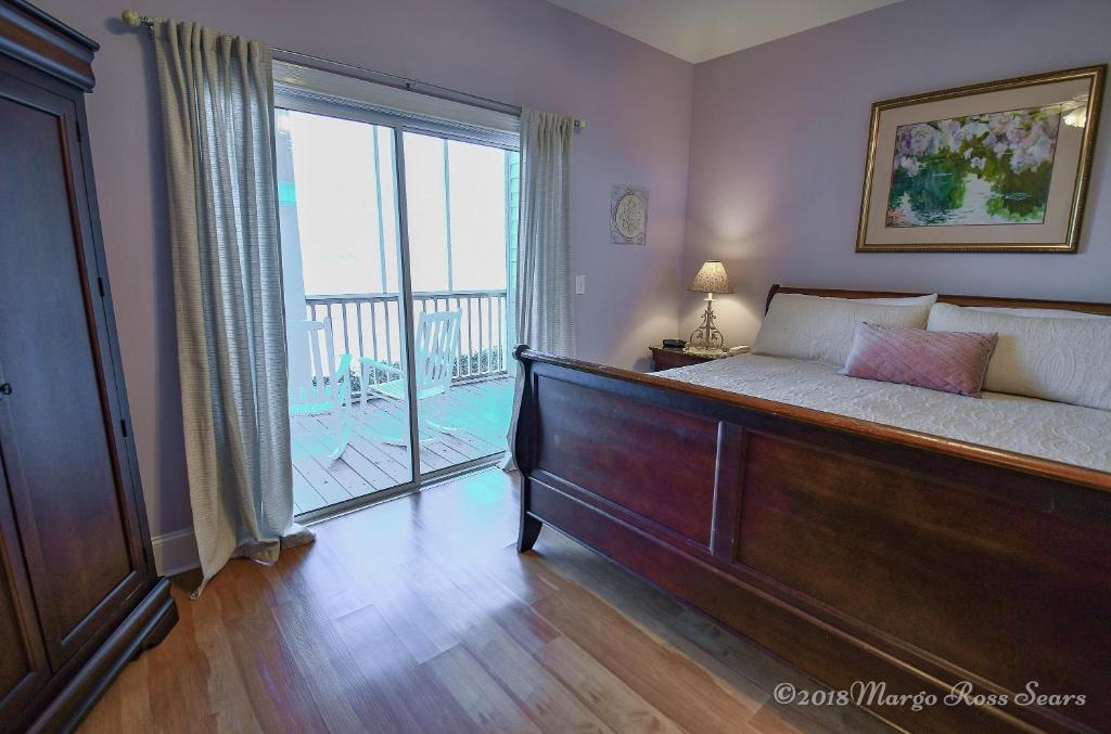The Sunset Inn - Room King Con Balcón