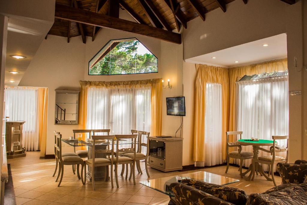 Apart Carilo Palace - Appartement De Trois Chambres