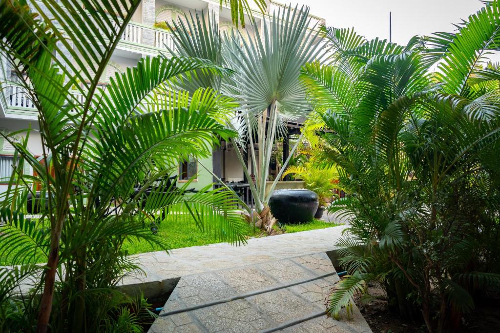 Zahrada ubytování Reveal Angkor Hotel