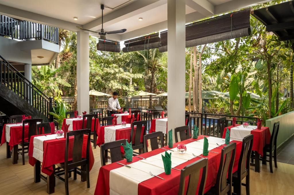 Restaurace v ubytování Reveal Angkor Hotel