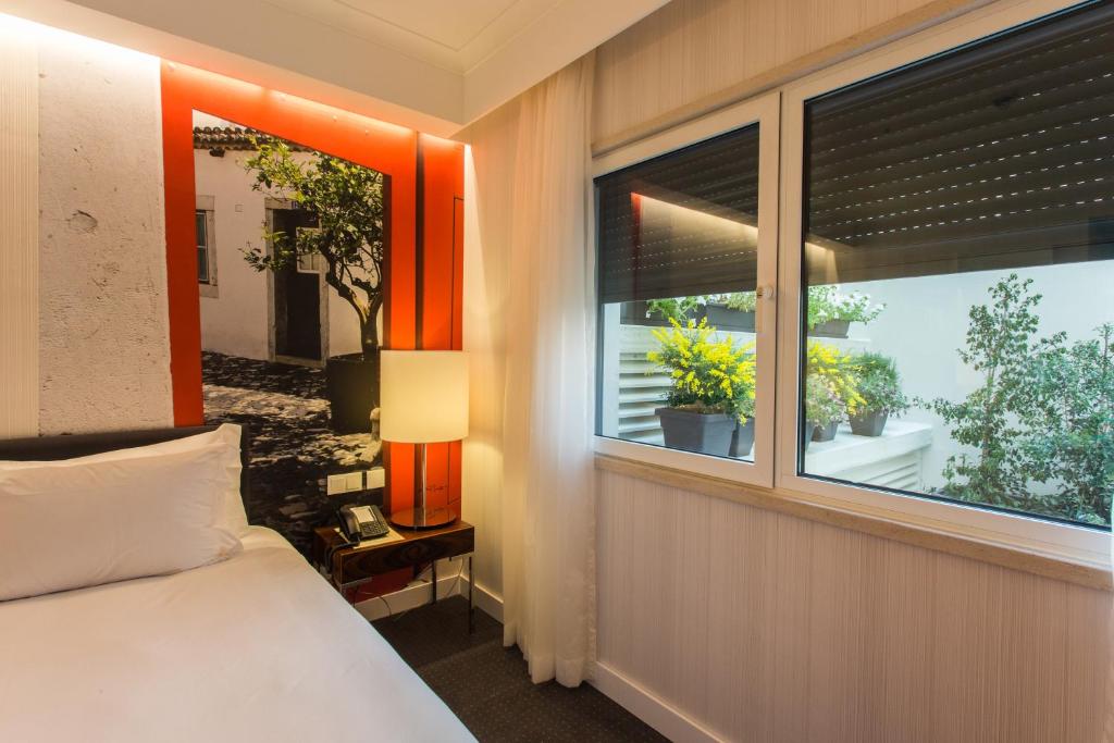 Olissippo Saldanha - Resim 30