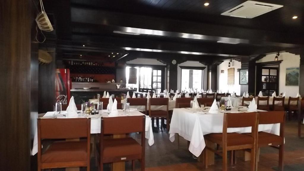 Restaurace v ubytování Dhulikhel Mountain Resort
