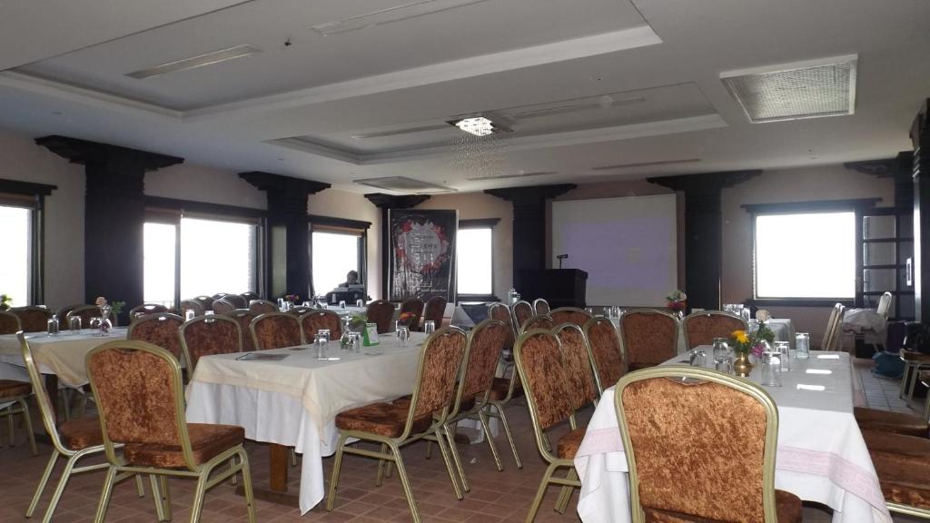 Restaurace v ubytování Dhulikhel Mountain Resort