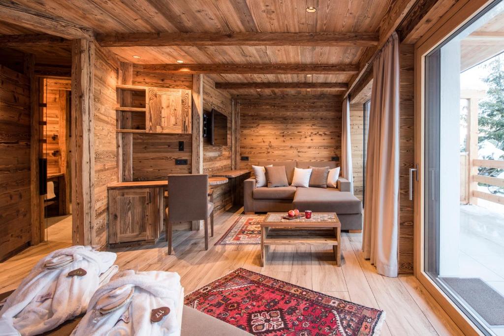 Posezení v ubytování Charmehotel Uhrerhof - Deur