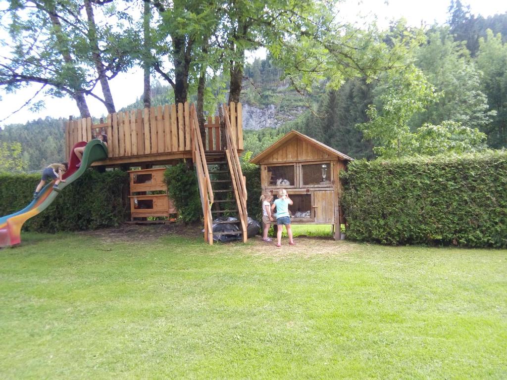 Vonkajšia záhrada v ubytovaní Ferien am Talhof