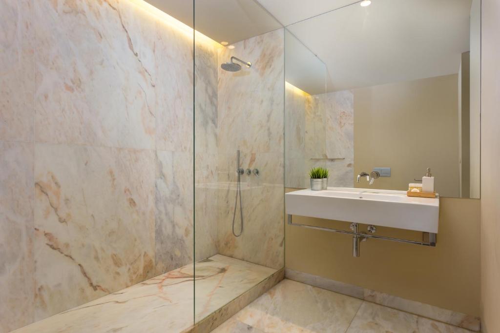 Lisbon Finestay 8 Building Apartments - 