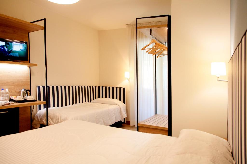 Hotel Majorca sul Mare in centro a Riccione con Area Fitness - Resim 20