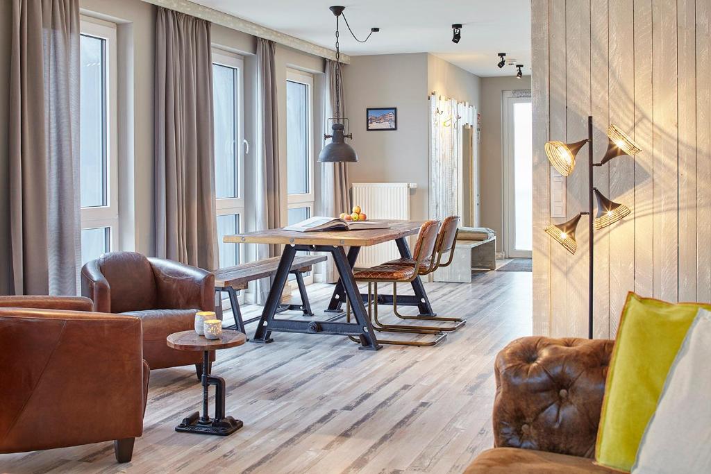 Bretterbude Heiligenhafen - 2-Bedroom Apartment Mit Meerblick Und Balkon
