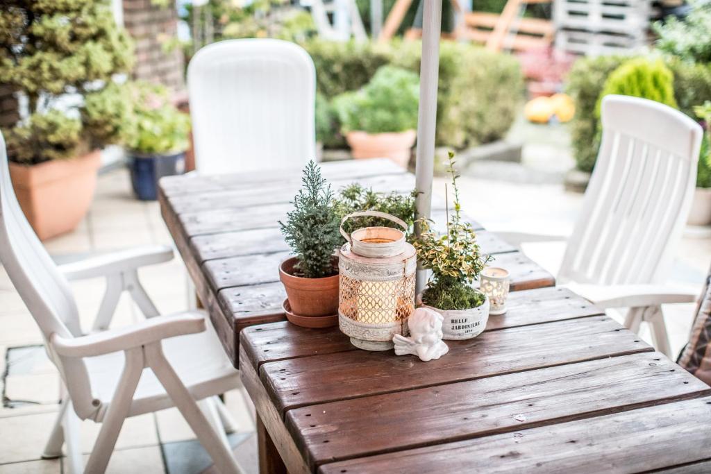 Ferienwohnung Landhaus Swisttal - In der Nähe Phantasialand Brühl und Palmenparadies Therme Euskirchen - 13