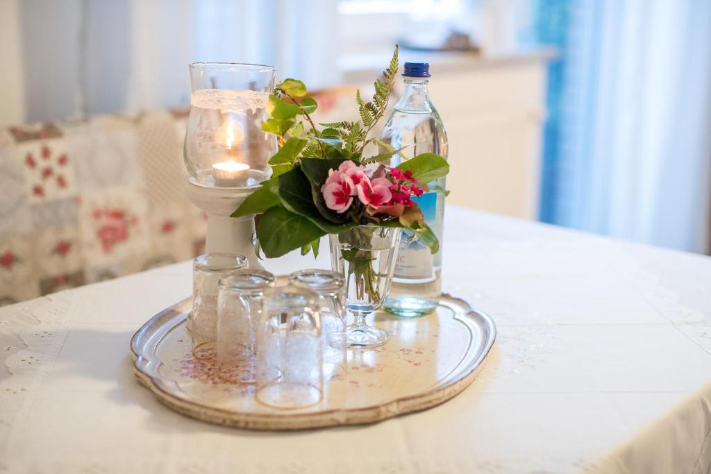 Ferienwohnung Landhaus Swisttal - In der Nähe Phantasialand Brühl und Palmenparadies Therme Euskirchen - 3