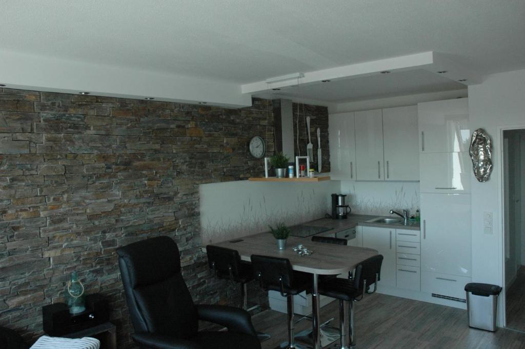 Kiel - Schilksee Ferienwohnung Kasing inkl WLAN bezogene Betten und Handtücher - Appartamento Con Due Camere Da Letto