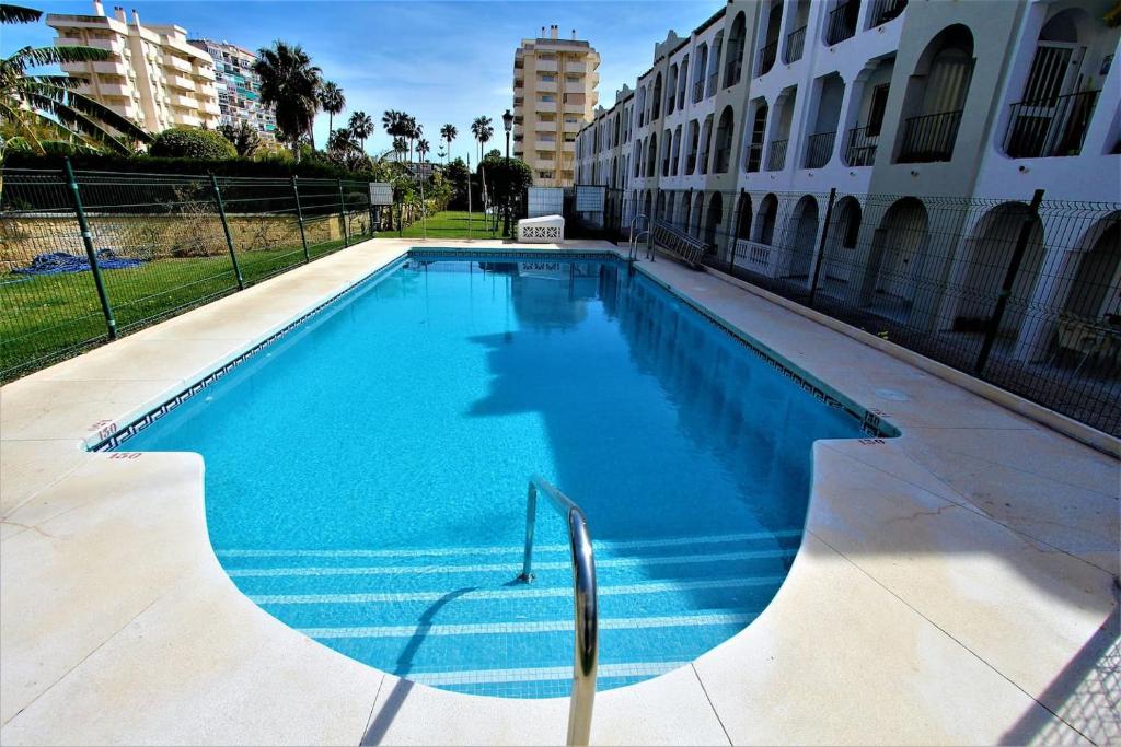 Apartamento Andalucía - A 100 metros de la playa, Camino recto sin cuestas - Piscina