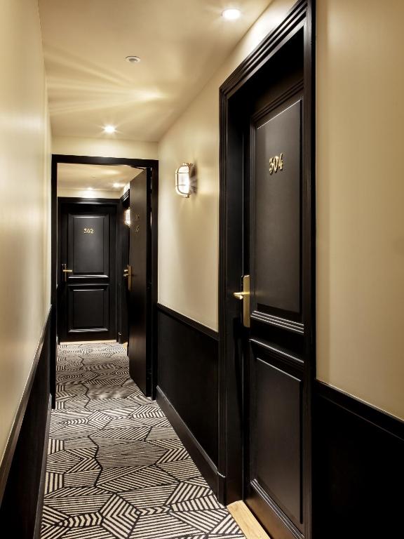 New Hotel Le Voltaire - Resim 45