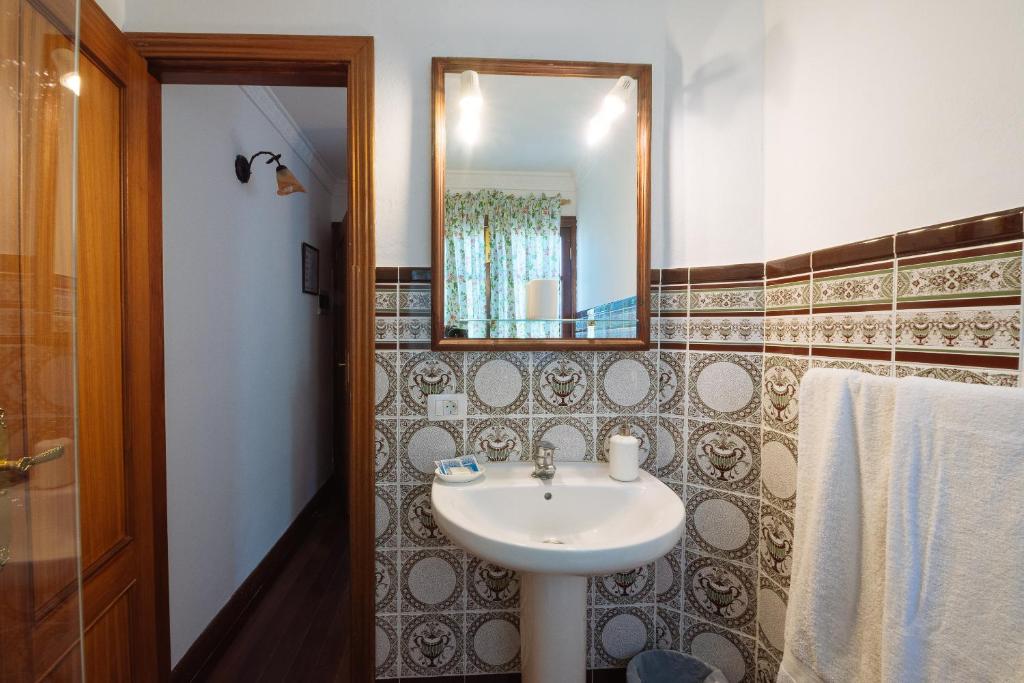 Hotel Rural Villa Ariadna - Double Or Twin Room With Mountain View