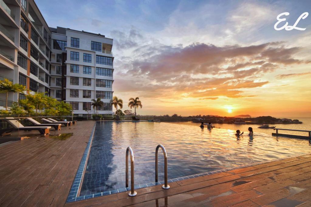 Elegant Living Pelagos Suites Oceanus Waterfront Kk Kota Kinabalu Updated 2021 Prices