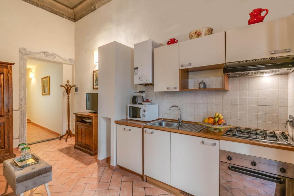 Dante States Apartments - 5