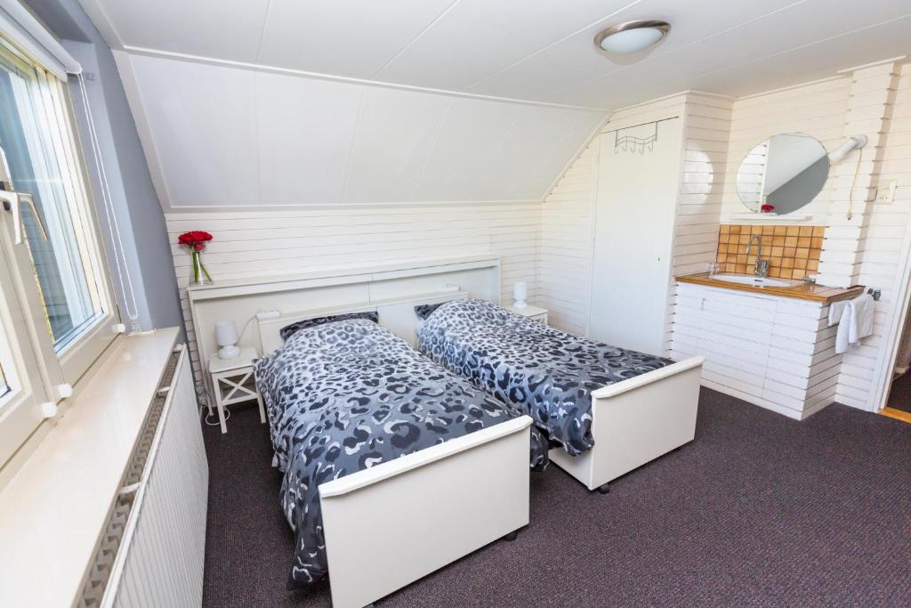 Bed & Breakfast Kroese - Deluxe Twin Room