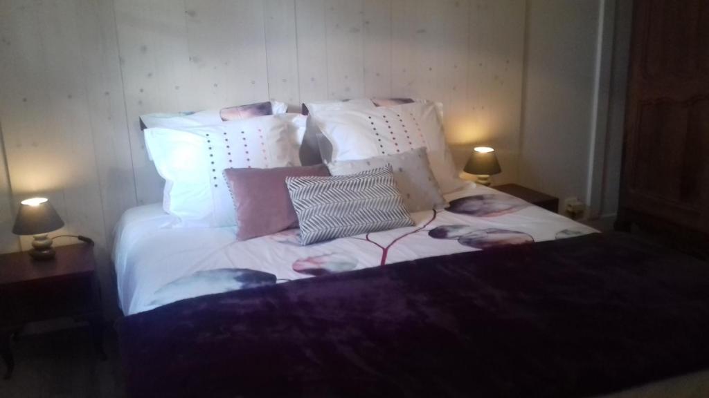 Postel nebo postele na pokoji v ubytování Le Val Daninière B&B Adult only