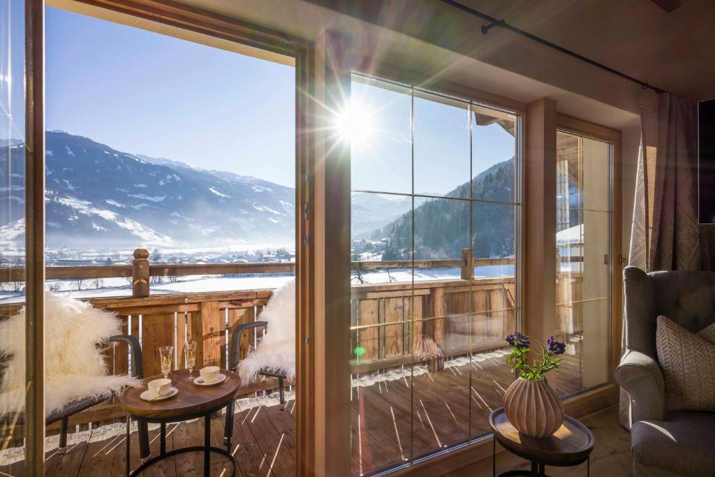 Fotografie z fotogalerie ubytování Apartment Kornerhof Kaltenbach Zillertal v destinaci Kaltenbach