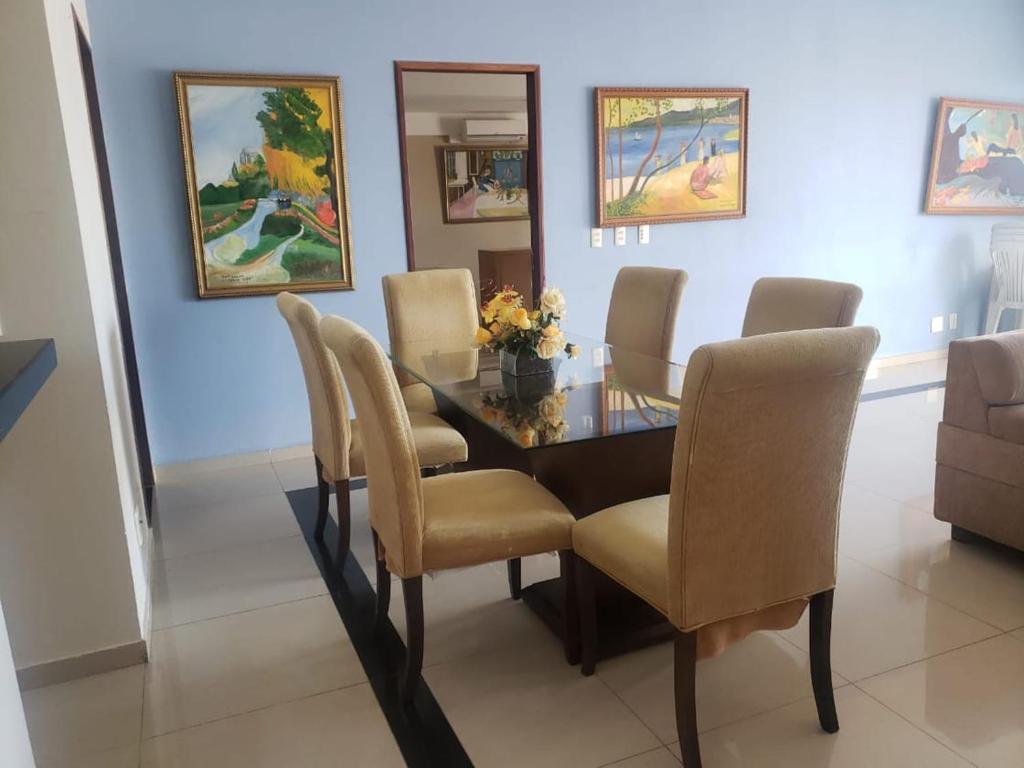 Don Limpone Hotel